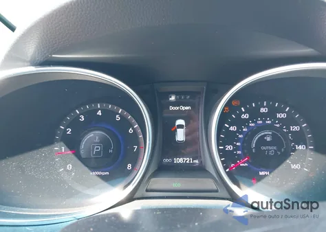 2013 Hyundai Santa Fe Sport 2.0T z USA, uszkodzony, nr VIN 5XYZU3LA1DG104174